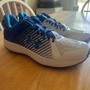 Under armour turf shoes